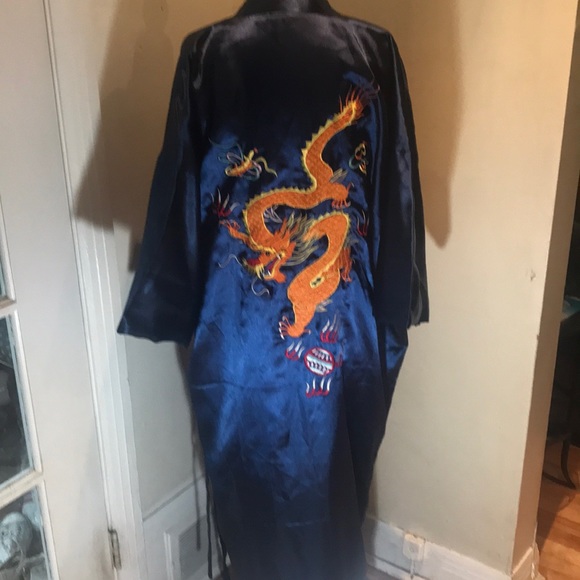 “LAOGUDAI” Satin Embroidered Dragon Robe . - Picture 9 of 12